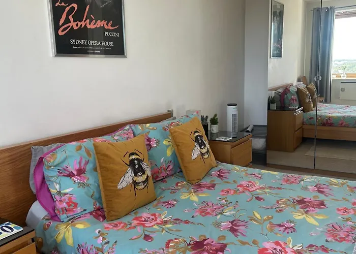 Dock Leeds (West Yorkshire)