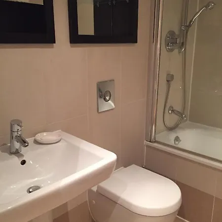 Dock Leeds (West Yorkshire)